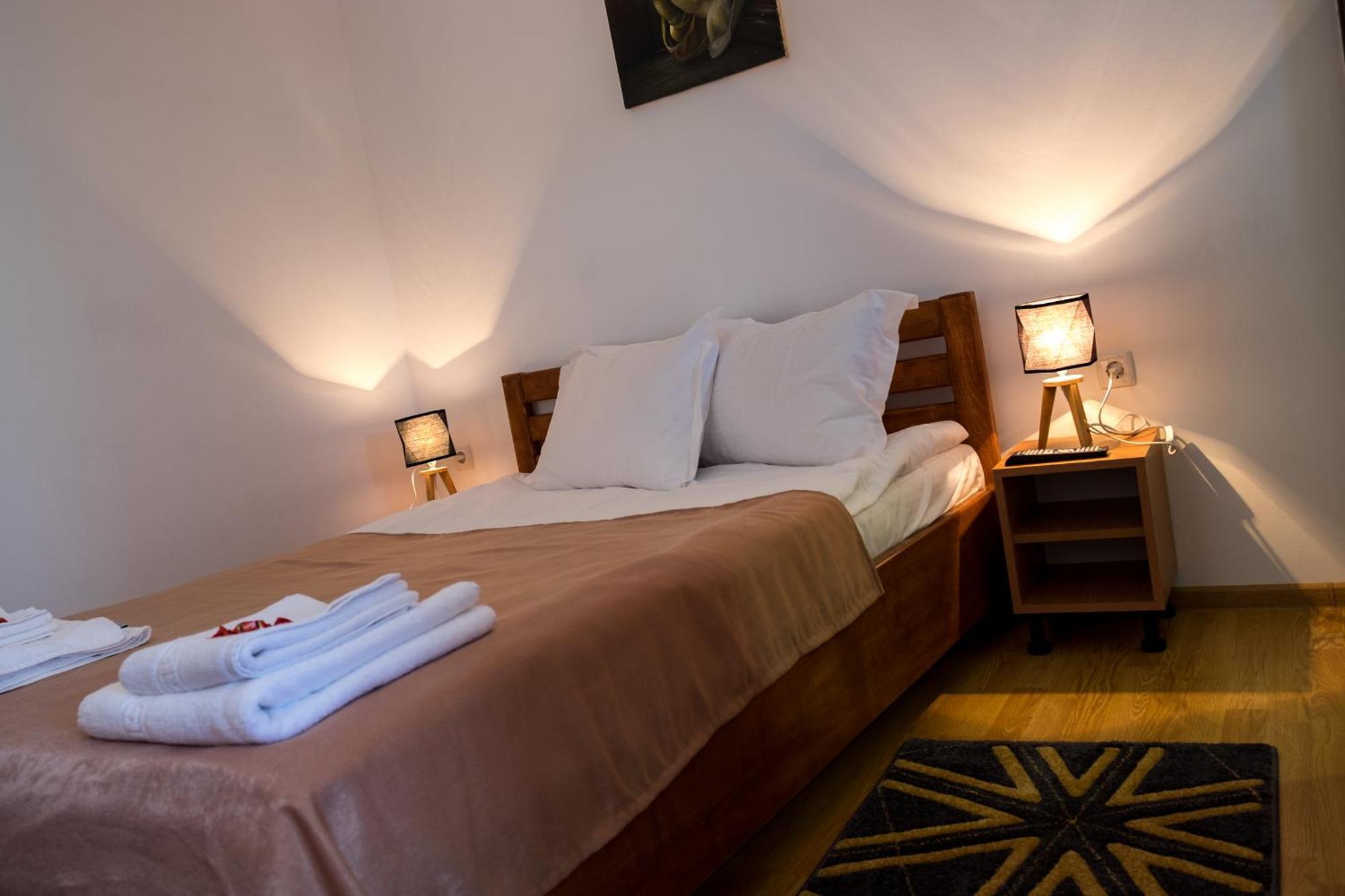 Hotel Casa Arbo à Călimăneşti Extérieur photo