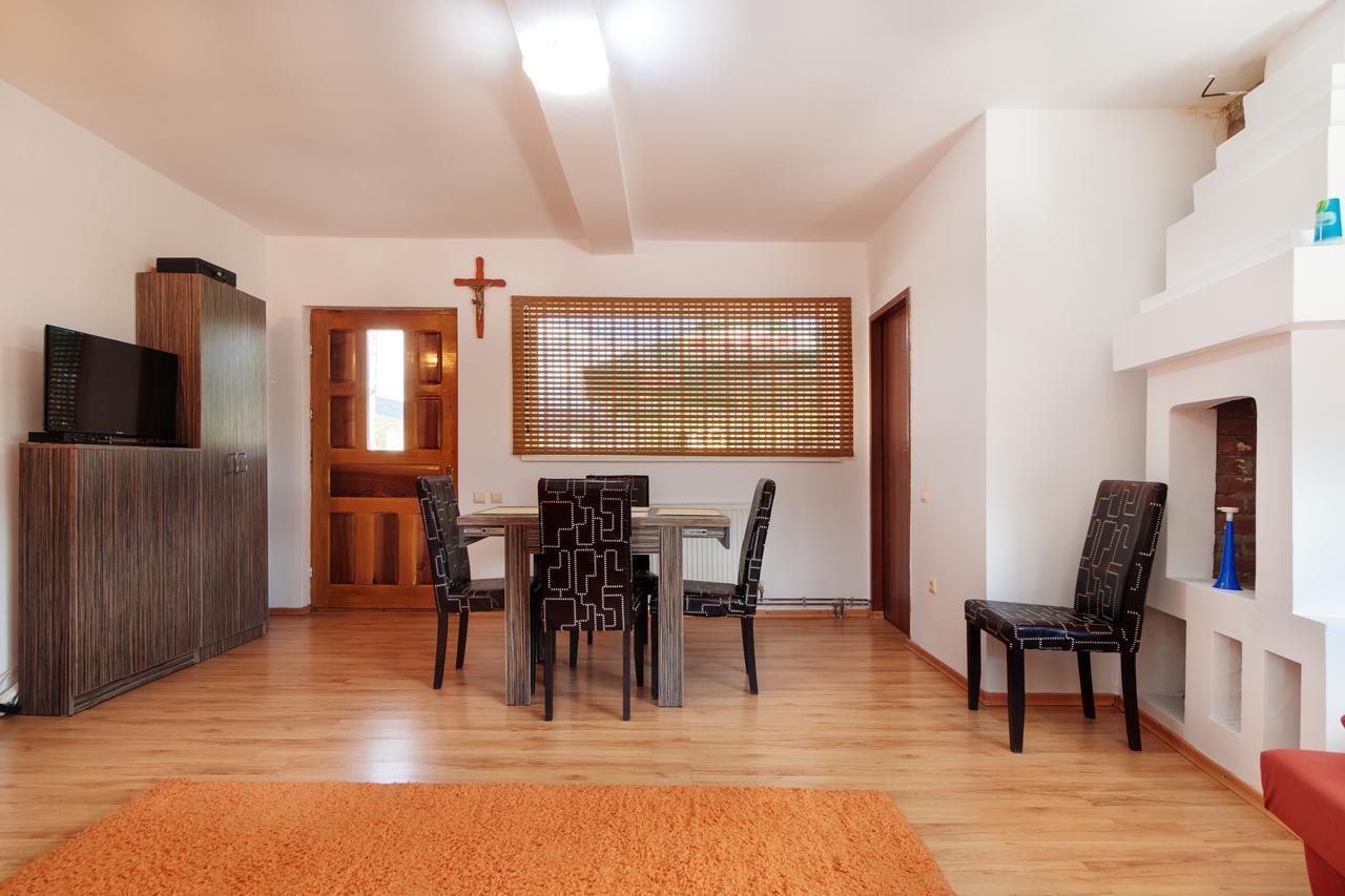 Hotel Casa Arbo à Călimăneşti Extérieur photo